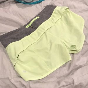 lulu lemon speed up short 2.5”